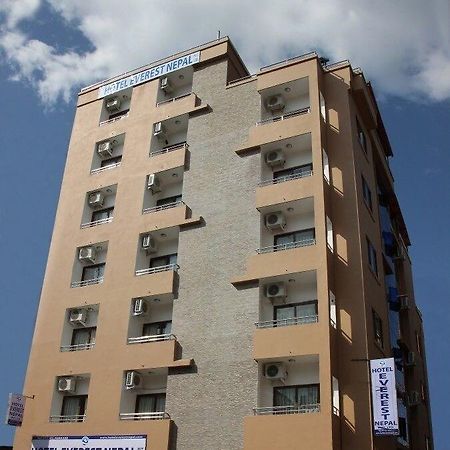Hotel Everest Nepal Kathmandu Bagian luar foto