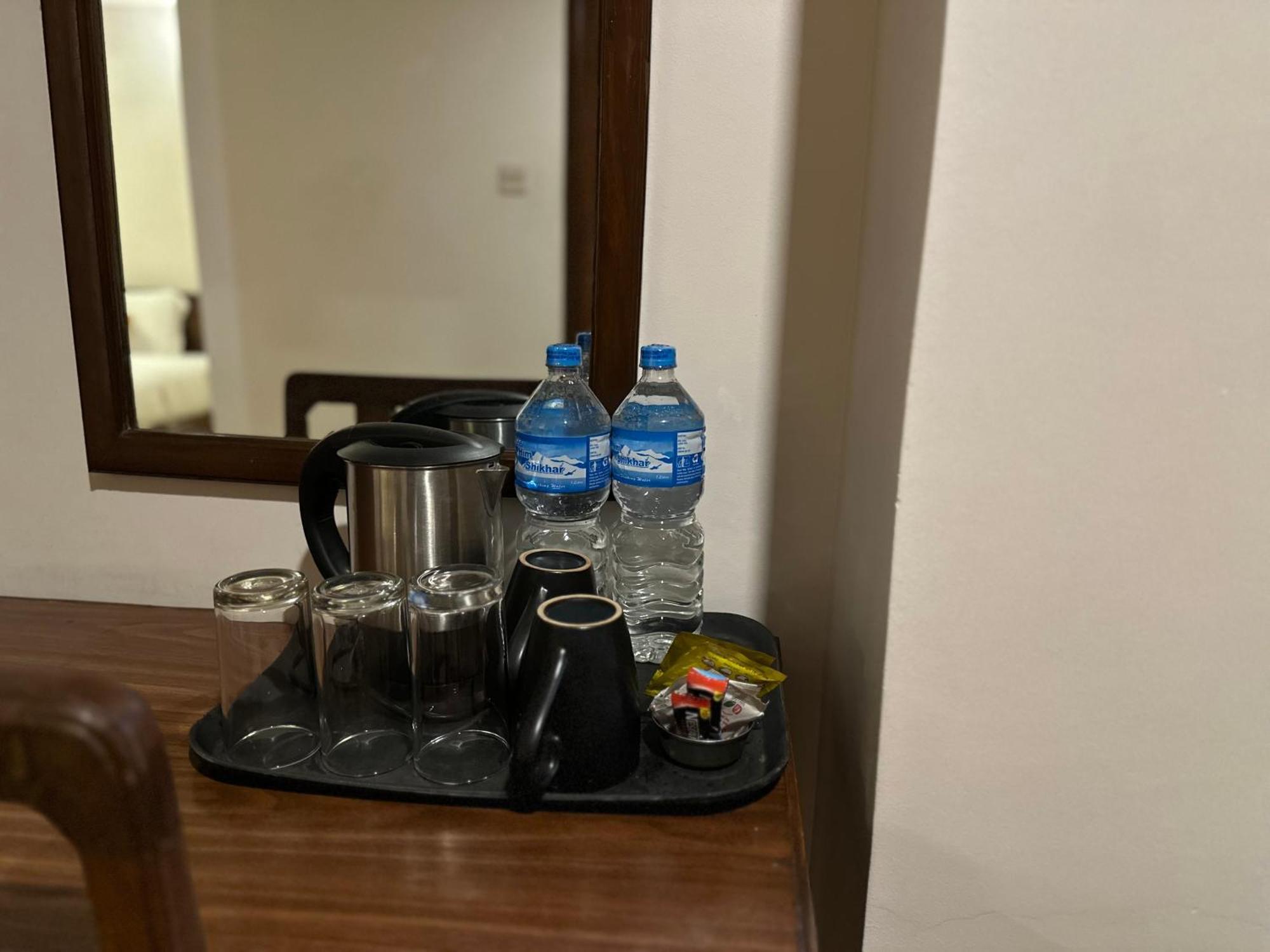 Hotel Everest Nepal Kathmandu Bagian luar foto