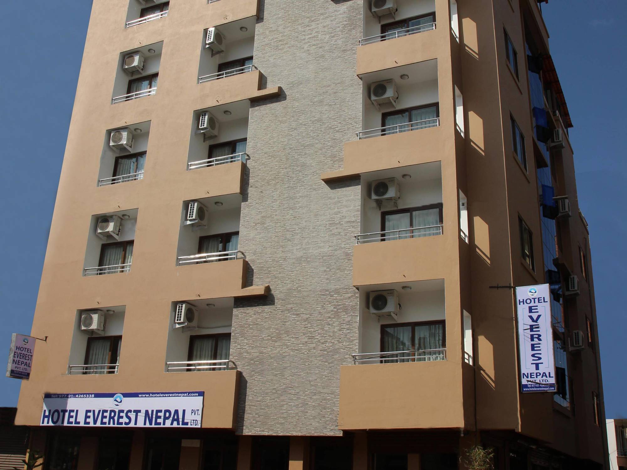 Hotel Everest Nepal Kathmandu Bagian luar foto